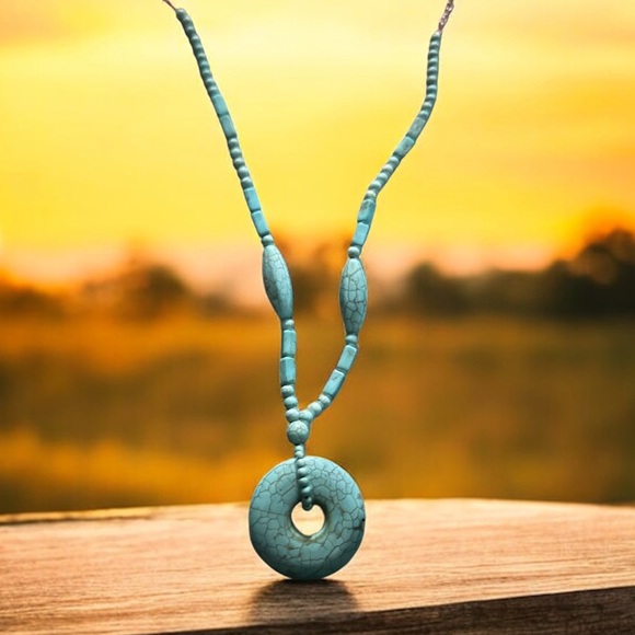 Boho chunky Stone Green Bead pendant Necklace - Picture 1 of 2